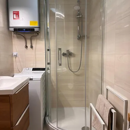 Bb Ii Zrodlana קריניצה זדרוי