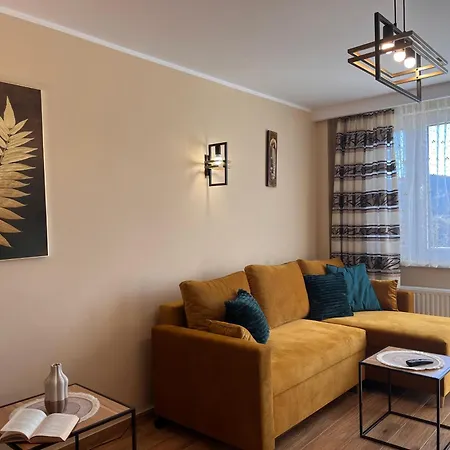 Bb Ii Zrodlana דירה *